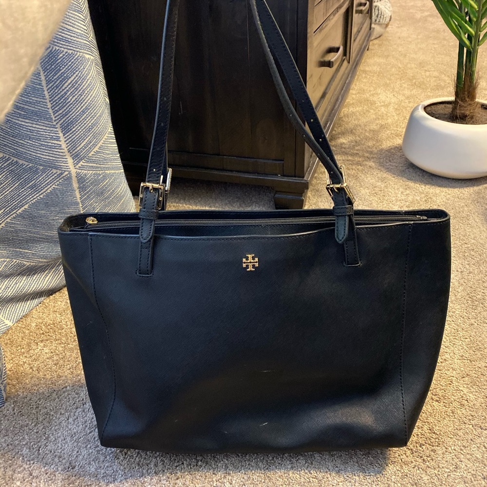 Tory Burch Black Saffiano Leather Robinson Tote